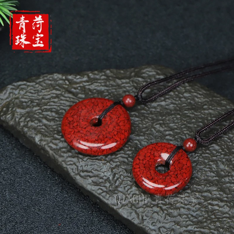 Natural mineral pendant men and women, high content, unblemished necklace accessory