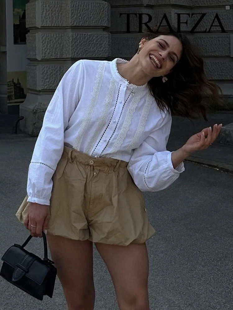 

TRAFZA Spring Women's Fashion Balloon Version Mini Shorts Solid Slim Button Zipper Pockets Elastic Waist Trendy Bottoms 2025