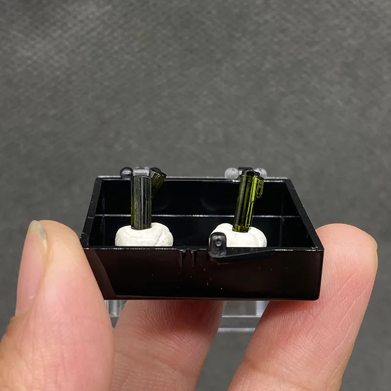 100%  Natural Green tourmaline Mineral Specimens Stones and Crystals Healing Crystal+Box size:35*35*35mm