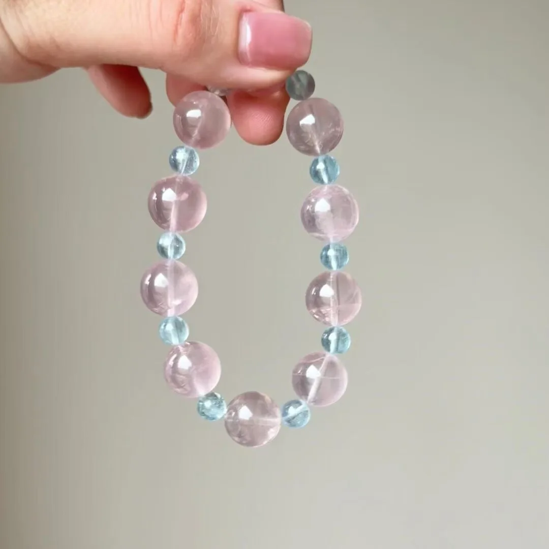 

Natural Horse Powder Aquamarine Crystal Bracelet Women's Exquisite Jewelry Niche Design