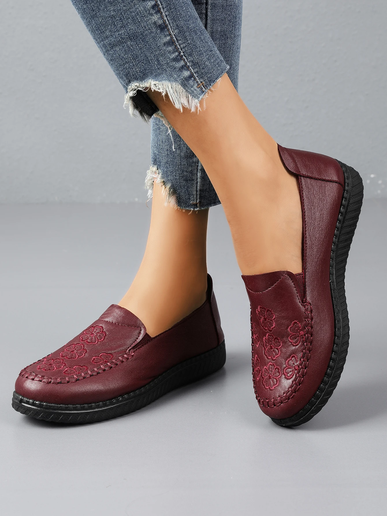 Damen-Loafer mit chinesischem Knoten, Slipper mit Blumenmuster, bequeme, rutschfeste PU-Sohle, lässige Alltagsschuhe für ältere Mütter – Detail 13