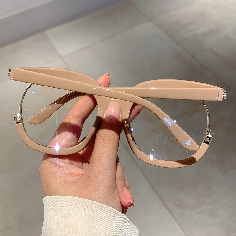 

Fashion Cat Eye Glasses with Rhinestones Vintage Trendy Design Oversized Eyeglasses Women for Decoration очки солнечные женские