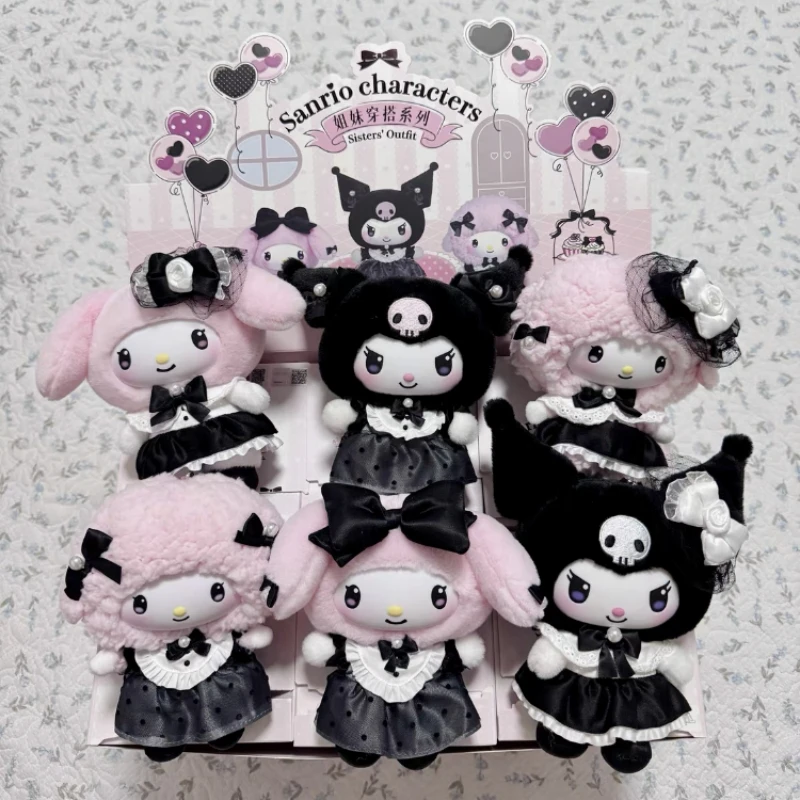 New Sanrio Characters Sisters Outfit Plush Series Blind Box Cute Hello Kitty Kuromi My Melody Pendant Vinyl Dolls Mystery Box