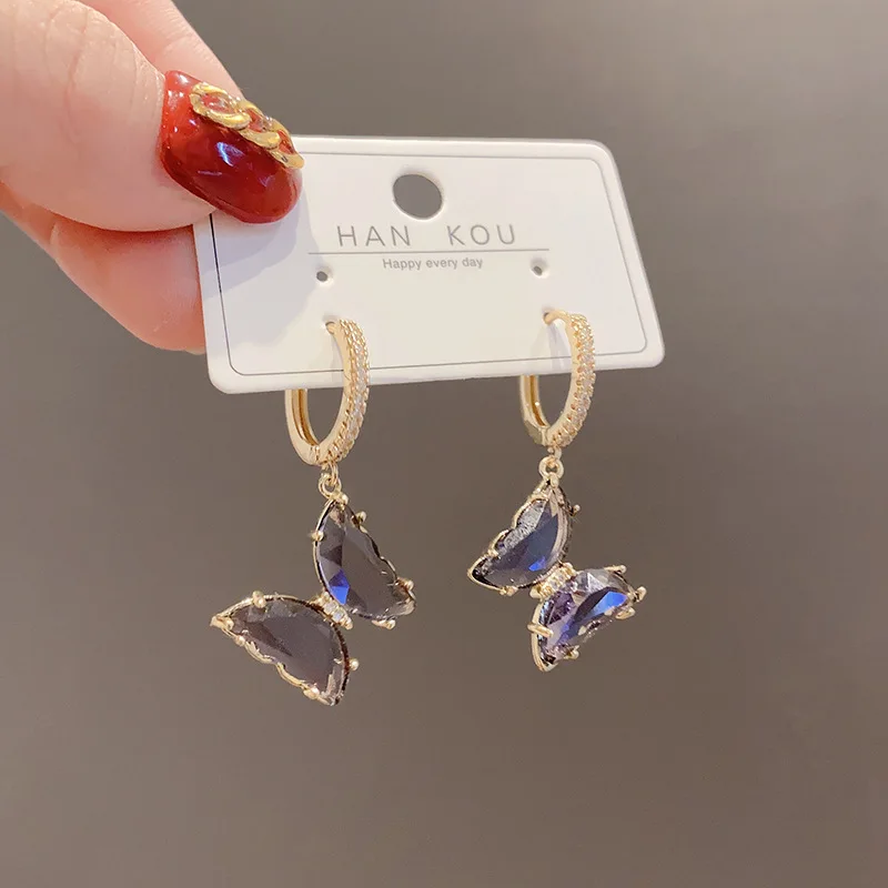 Süße transparente lila Kristall Schmetterling Charms Tropfen Ohrringe für Frauen CZ Zirkonia Runde Kreis Hoop Huggies Ohrschnallen Geschenk