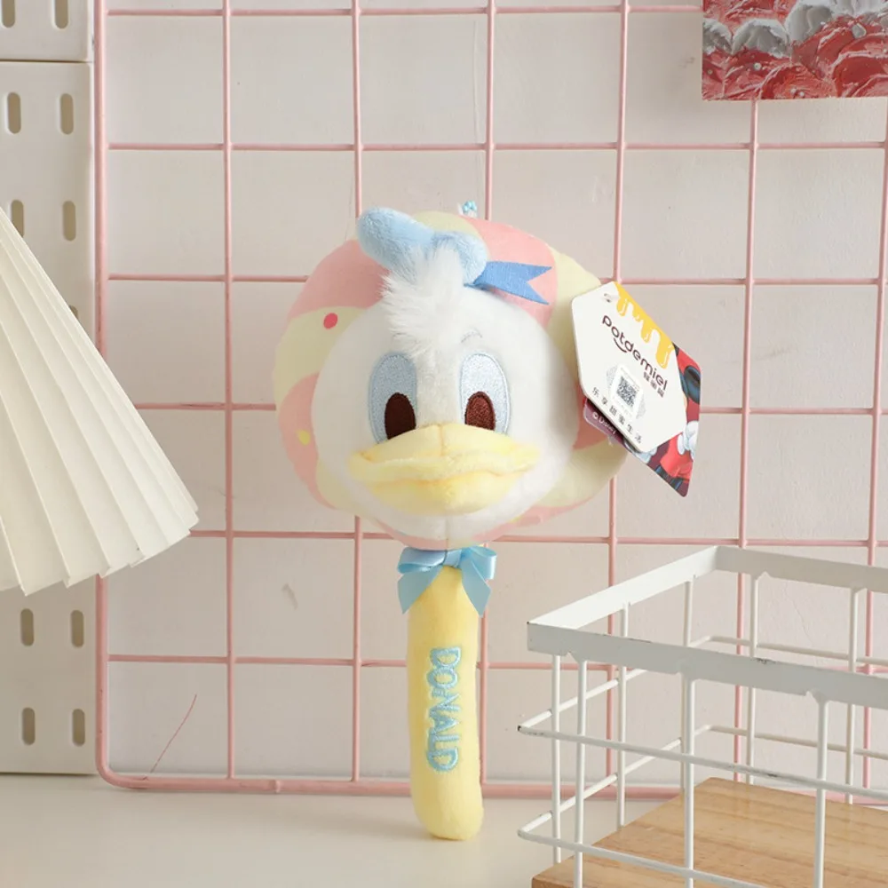 Disney genuíno requintado pato donald boneca de pelúcia pingente chaveiro bonito mochila chave do carro decoração pingente crianças presente aniversário