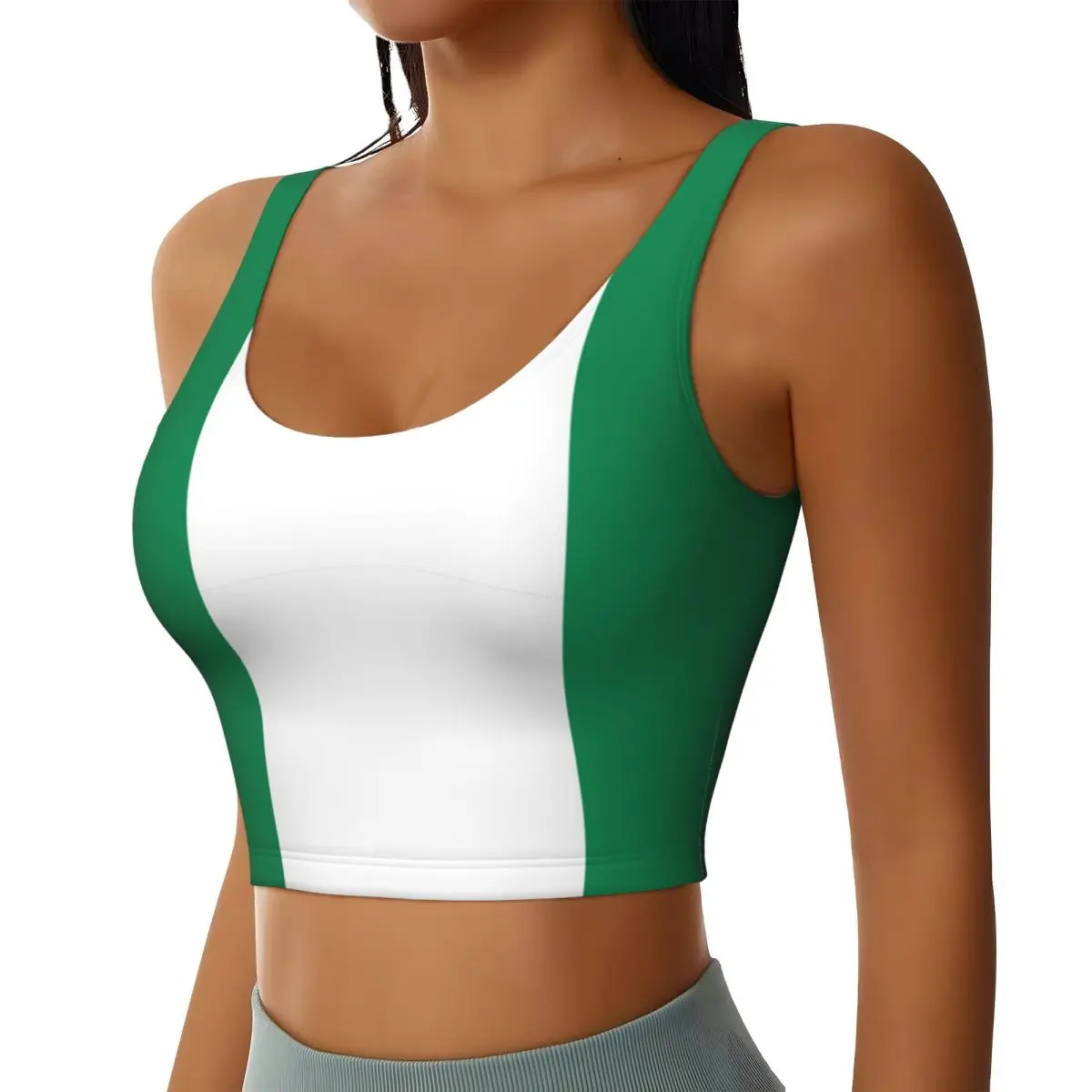 المرأة سترة رياضية مثيرة نيجيريا العلم أنثى الشارع الشهير الرياضة الملابس الداخلية المحملة المحاصيل الأعلى