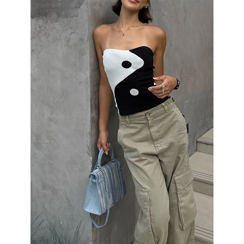 [ 50% Off ] Small Niche Slim Fit Anti Slip Black And White Splicing Tai Chi Spicy Girl Woolen Strapless Top For Women