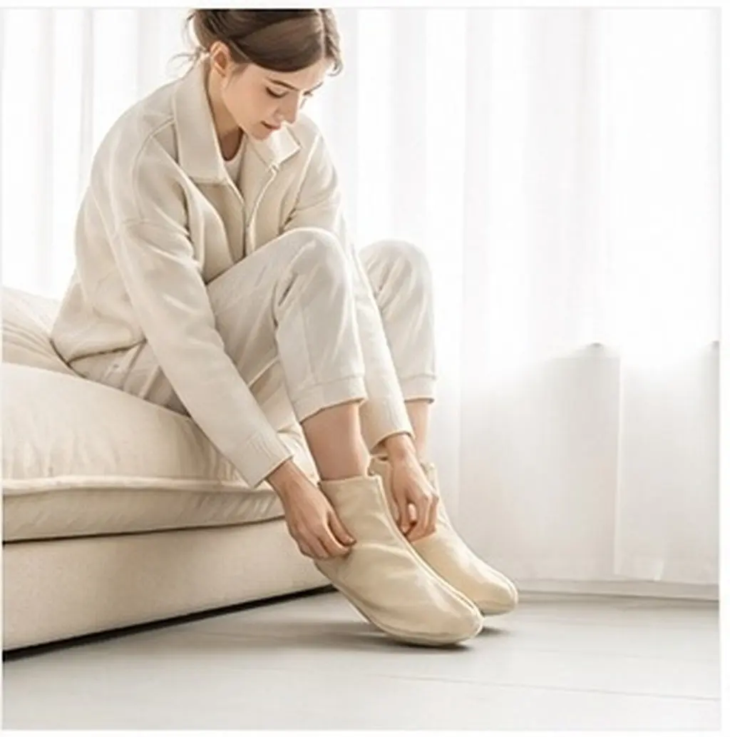 Cotton Rain Boot Covers for Adults – Breathable, Sweat-Absorbent, Lace-Up Safety Foot Covers, Unisex Beige, One Size