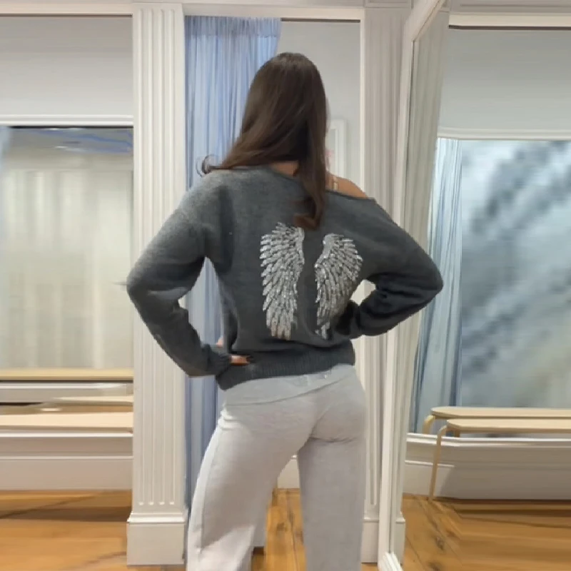 

Блестящий вязаный свитер с открытыми плечами и крыльями с блестками, женский модный вязаный пуловер с большим вырезом и длинными рукавами, новинка 2025 года, осенние повседневные женские топы