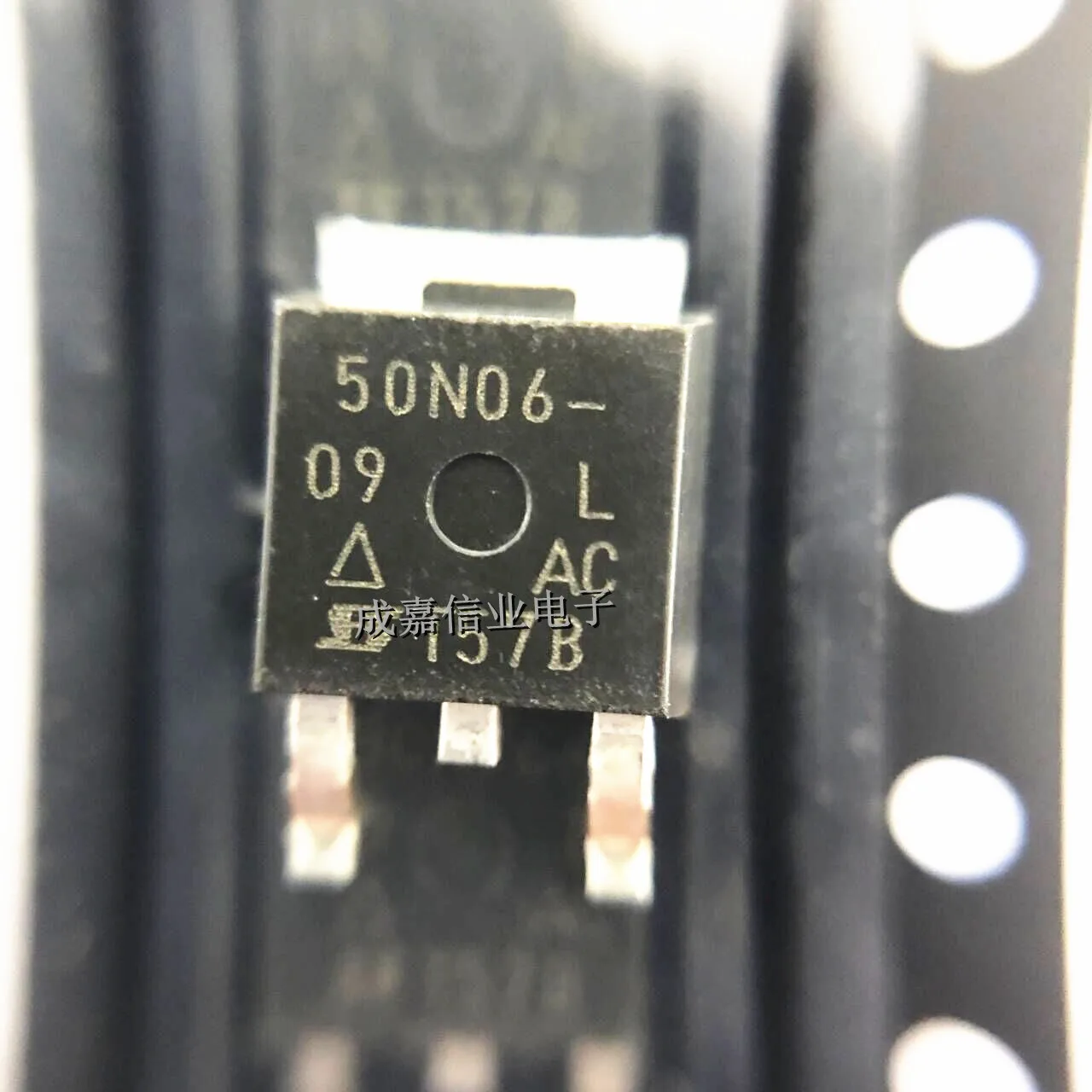 SUD50N06-09L-E3 TO-252-3 50N06-09L MOSFET, 60V, 50A, 136W, 9.3mohm, 작동 온도:- 55 C-+ 175 C, 로트당 10 개