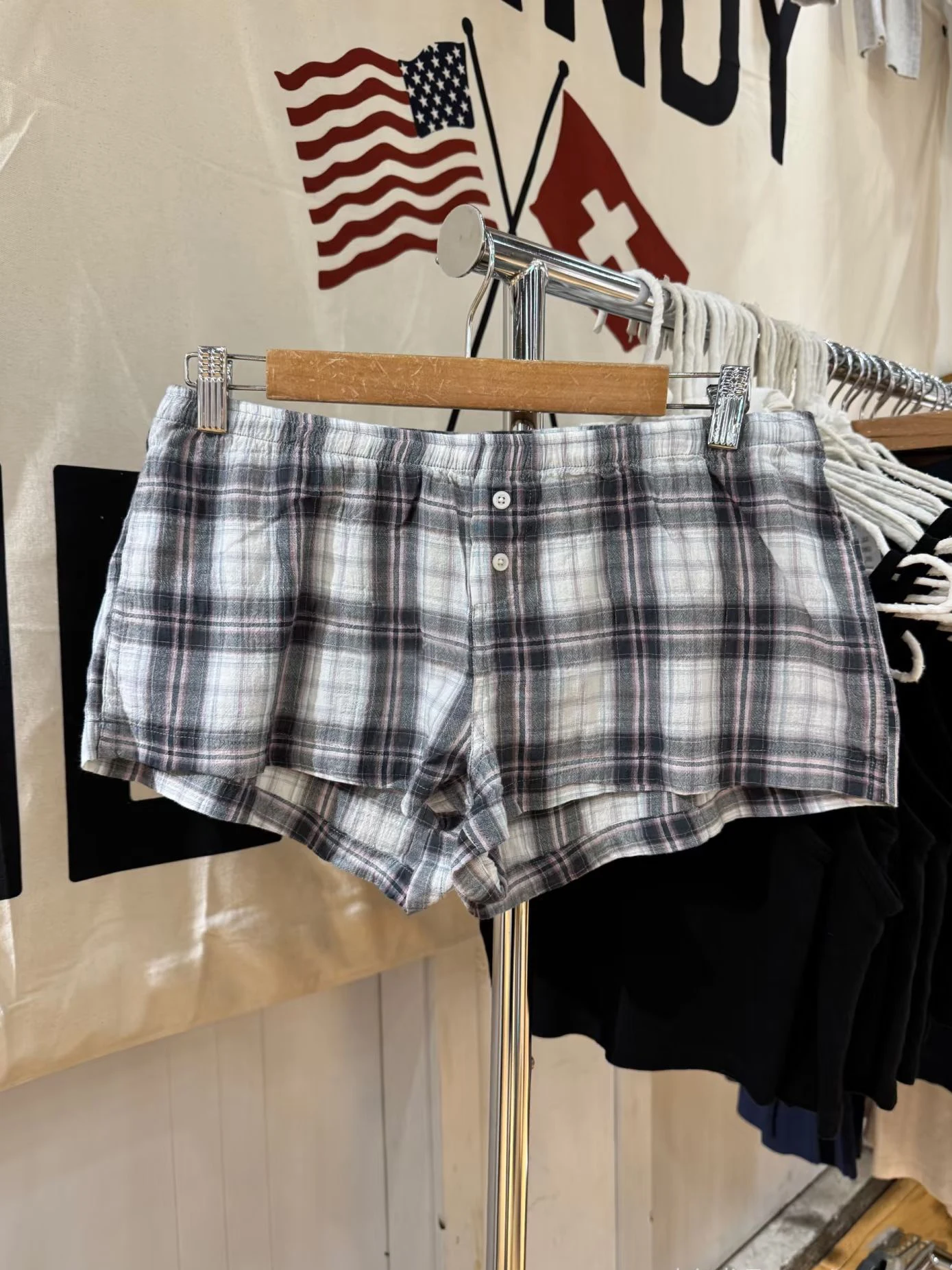 Plaid Sweatshorts Women Summer Buttons Elastic Low Waist Cotton Straight Short Pants Female Casual Loose Home Pajamas Shorts New