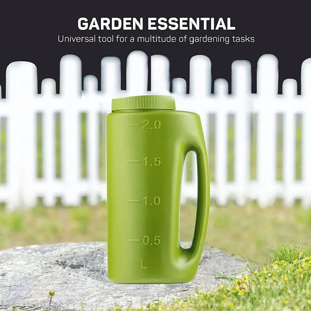 Handheld Spreader Shaker 70 Oz With Scoop For Grass Seed Fertilizer Salt De-Icer Adjustable Holes Spreading Tool For Lawn Garden
