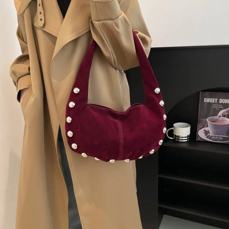 Autumn and Winter New Collection Retro Temperament Good-looking Handbag Suede Velvet Rivet Versatile Single Shoulder Armpit Bag