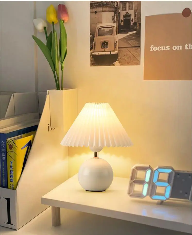 Vintage Nordic Cream Pleated Wind Table Lamp Decorated with Ceramic Atmosphere Cute Warm Comfortable Bedroom Nightlight