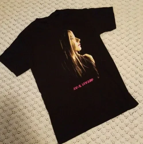 

Avril Lavigne 2005 Bonez Tour Concert Black Men S 234XL T shirt long or short sleeves