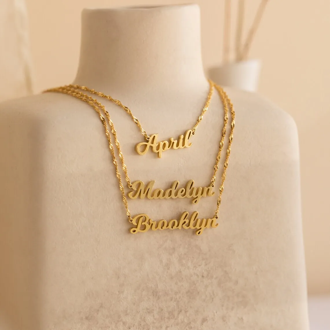 2025 New Custom Name Necklace For Women Stainless Steel Twist Chain Name Necklace Personalized Gifts for Bridesmaid Proposal
