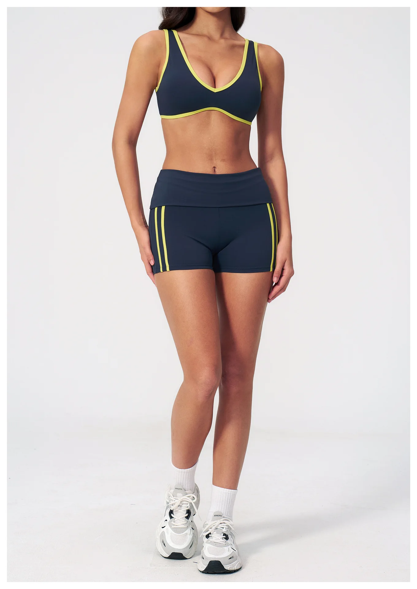Size chart and fit details