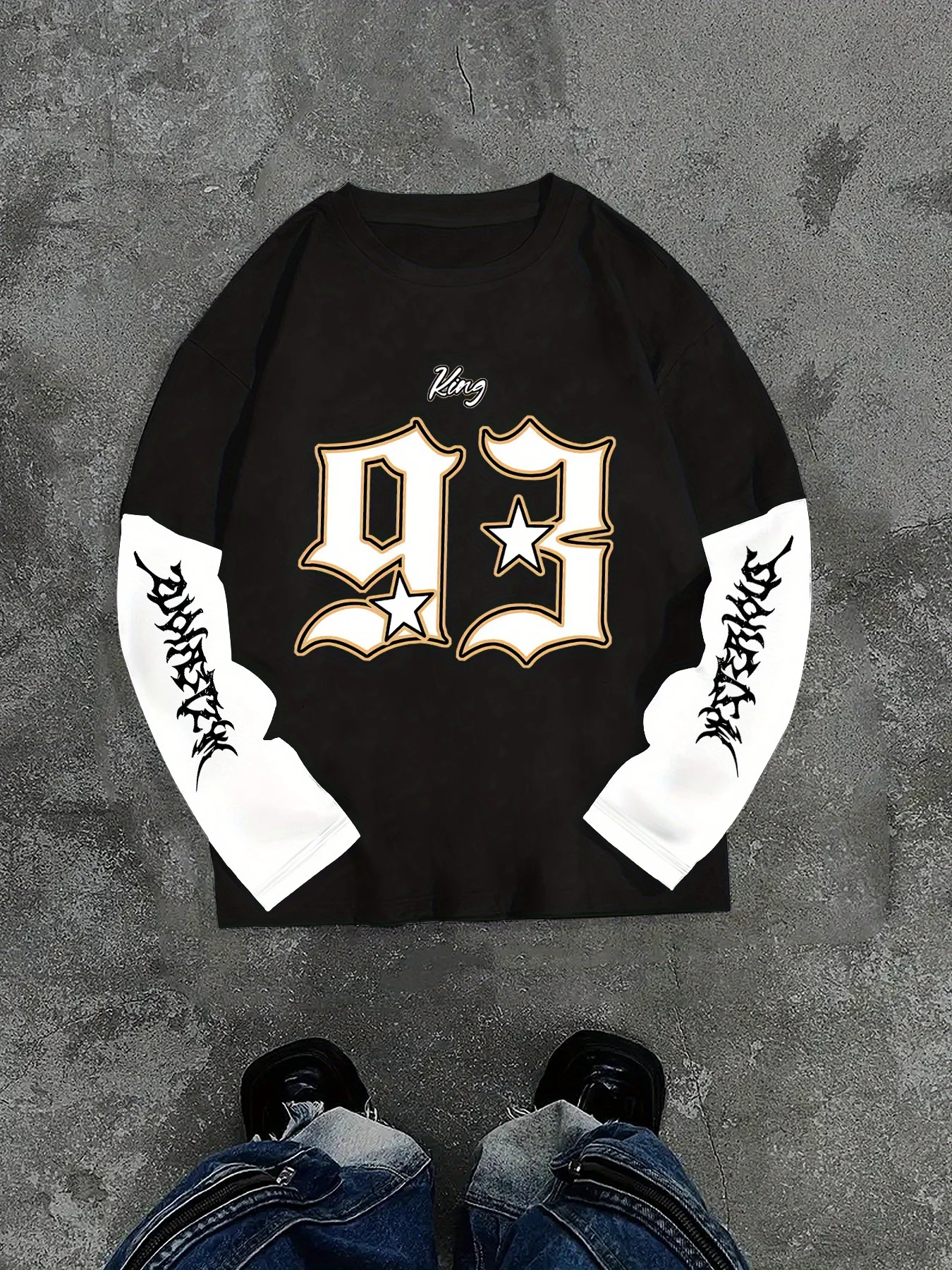 The new men's long-sleeved T-shirt for Spring and Autumn 2025 is a casual and fashionable digital print streetwear collection