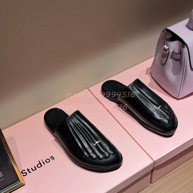 Foot Toe Ring Leather Flat Slippers Women Five Separate Finger Slip On Novelty Slippers Luxury Fashion Party Lady Sandals New In