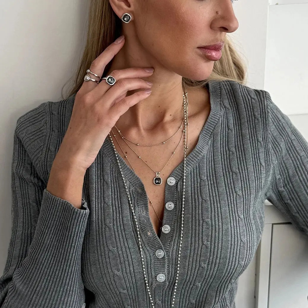 Salircon 4-teiliges Set Trendige Schwarze Herz-Acryl-Anhänger Halskette Ringe Ohrringe Set Damen 2026 Neues Exquisites Accessoire Schmuck Geschenk