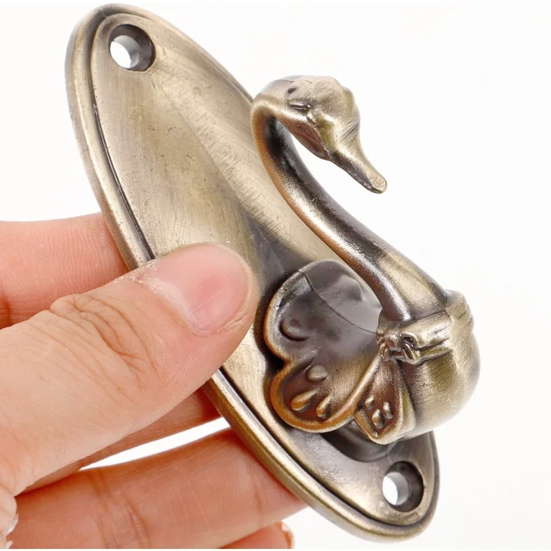 2/4 Pcs Heavy-Duty Metal Hooks, Stylish & Elegant, Perfect for Hanging Clothes, Towels, Pajamas, Bathrobes, Handbags and More