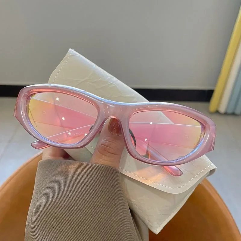 Vintage Punk Sports Sunglasses UV400 Colorful Mirror Women's Sunglasses Fashion Eyewear 2000s Retro Shades Cat Eye Sun Glasses