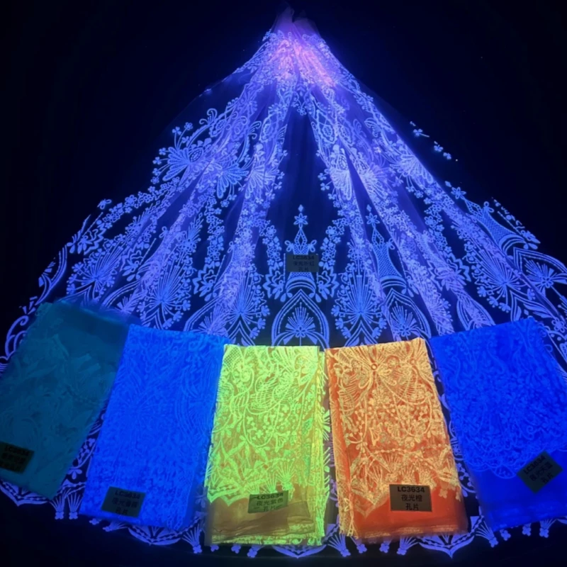 

10 Yards Lavender Noctilucent Patterned Wedding Dress Fabric with Mesh Gold Spray Lace 150cm Wedding Party Spray gold Tull fabri