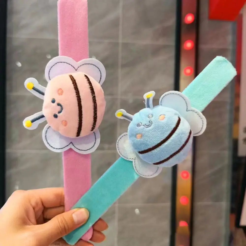 PP Cotton Bee Slap Bracelets Hand Ring Simulation Stuffed Huggers Slap Toy Cute Doll with Clap Circle Bee Plush Wrist Band