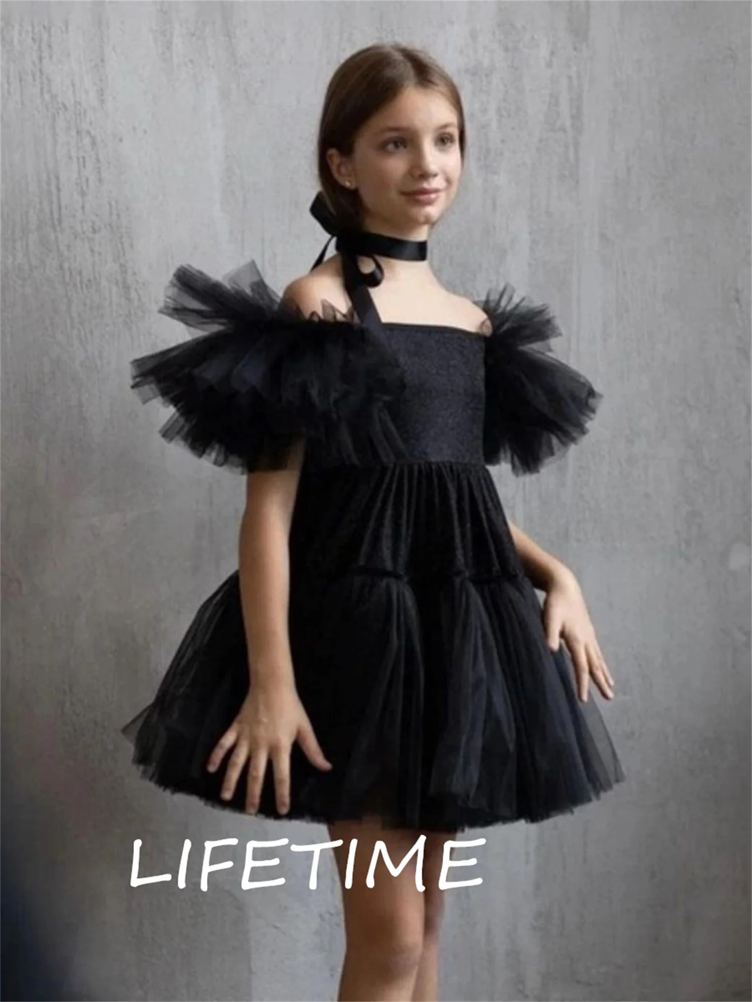 Fluffy Flower Girl Dress Party Kids Birthday Short Sleeve Boat Neck Princess Lace Dresses Black Mini Ball Gown Tulle 2023 Simple