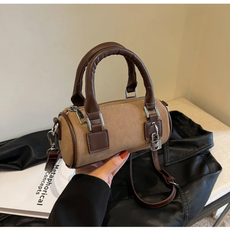 UKF High-quality Autumn and Winter New Trendy Retro Texture Velvet Cylinder Bag Pillow Bag Mini Handbag Crossbody Messenger Bag