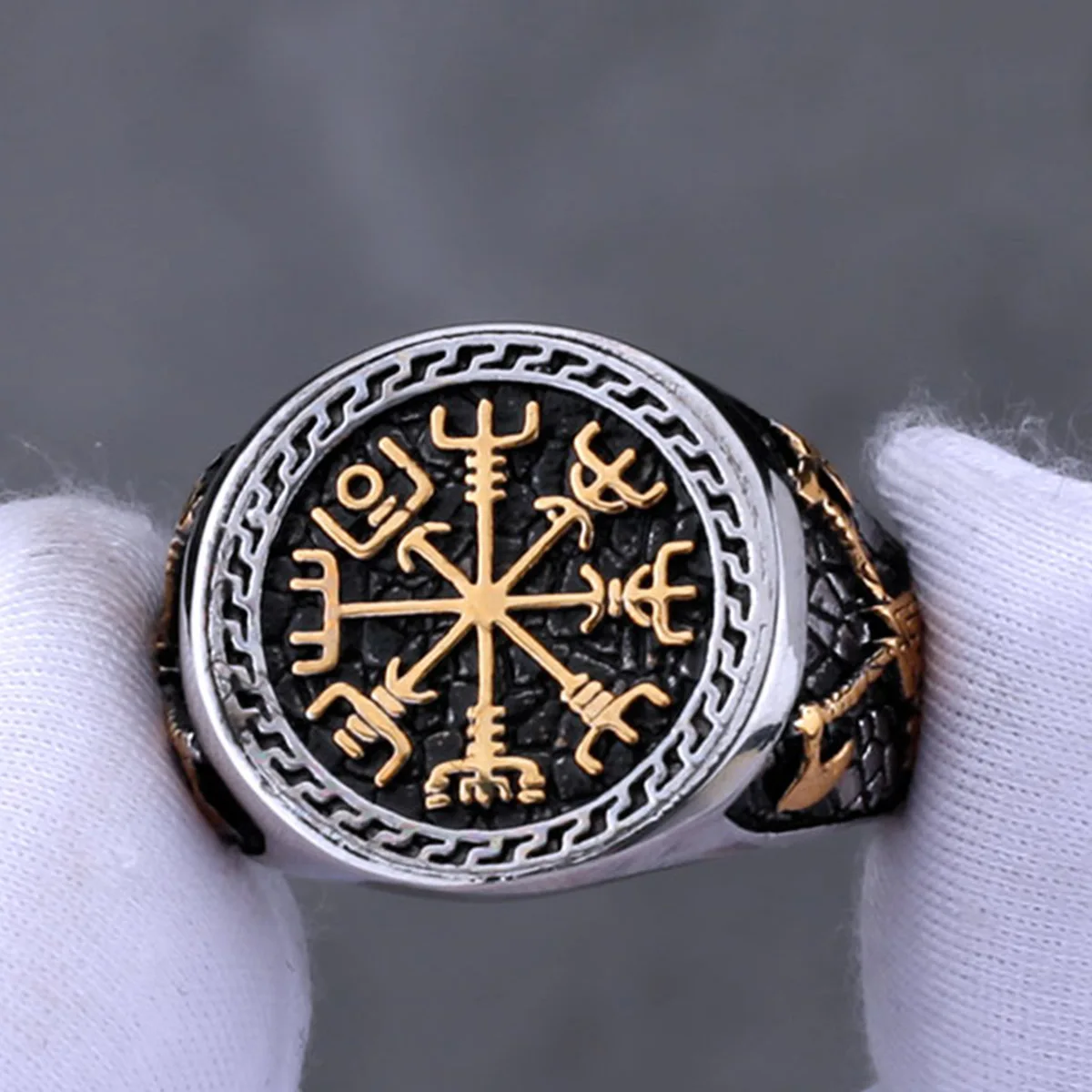 Vintage Stainless Steel Viking Amulet Ring Norse Compass Runes Men and Women Rings Teens Multi Style Jewelry Boyfriend Gift