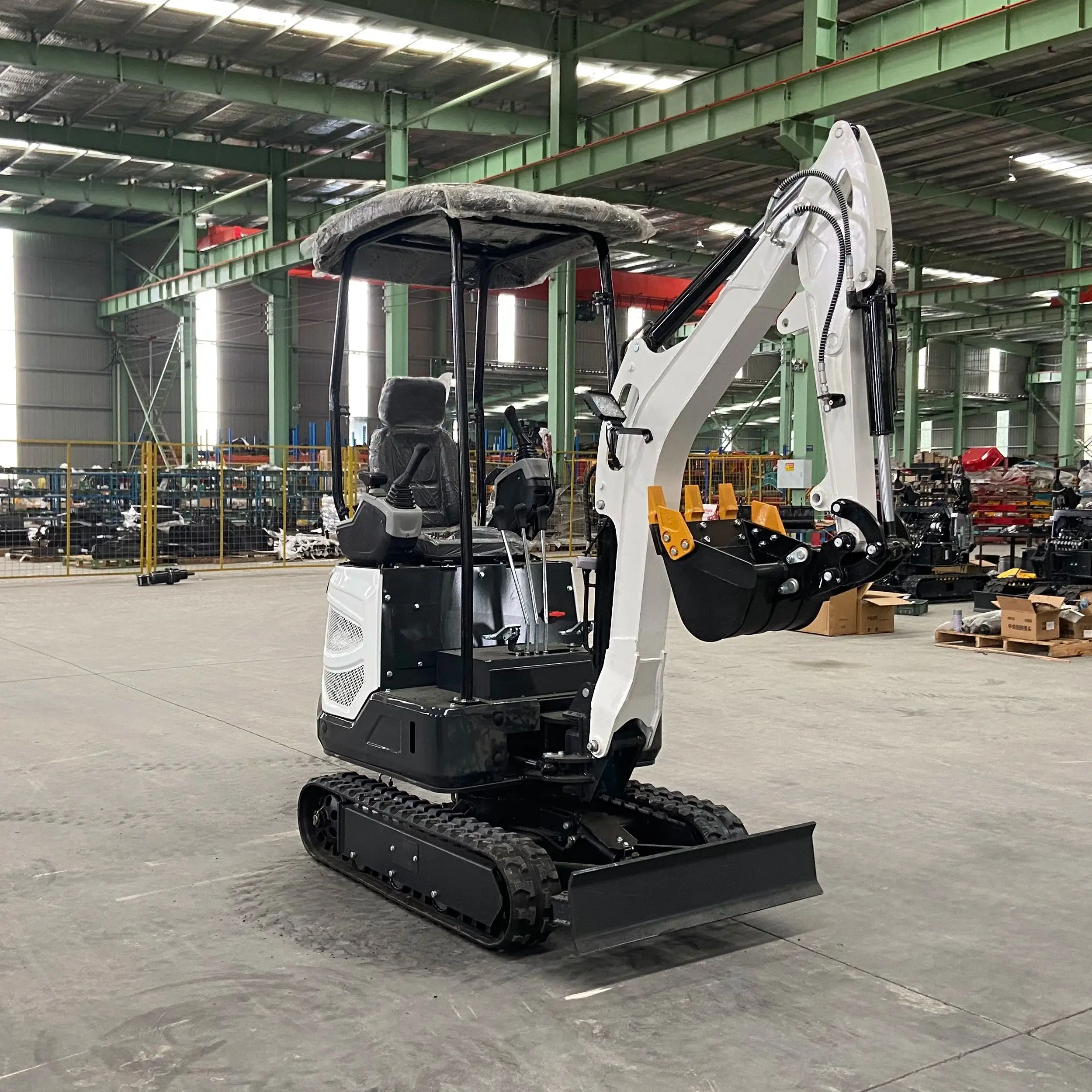 

Free delivery of mini excavators EPA Kubota engines customized colors and complimentary accessories