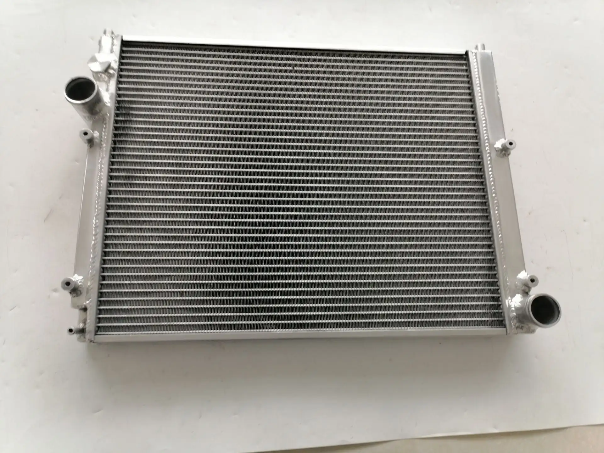 Aluminum Radiator for Alfa Romeo 75/162B 2.0 T.S. 2.5L/3.0L V6 AR Turbo 1985-1992 1986 1987 1988 1989 1990 1991