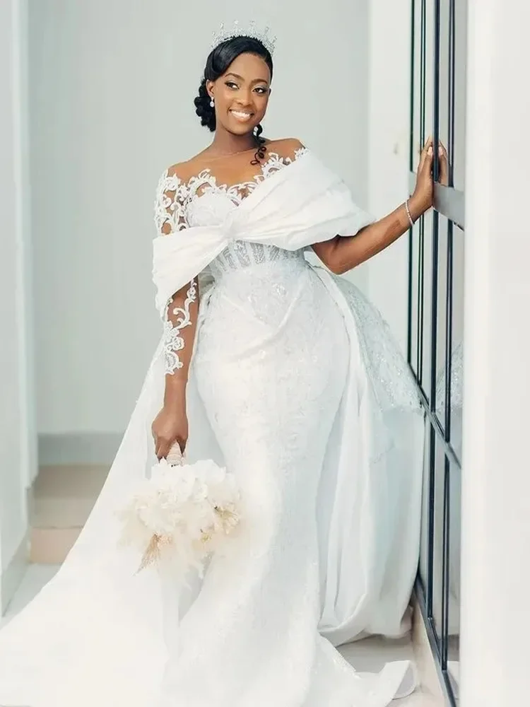 Customized Sheer Neck Shinny Appliques Bead Wedding Dress For Bride Robe De Mariée Long Sleeves Bridal Gown with Removable Skirt
