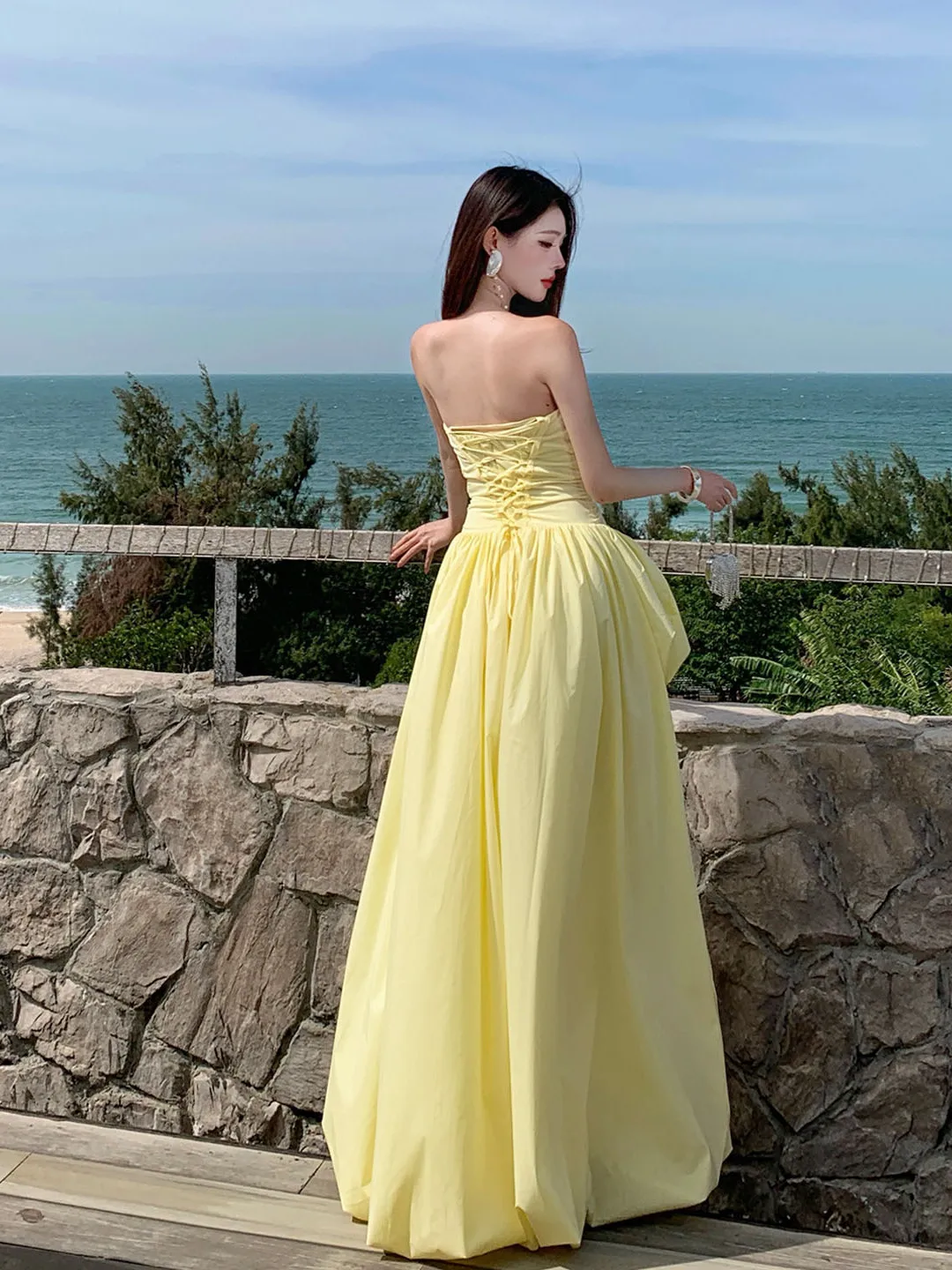 Saia Puff Amarela Beach Vaion com Top Tubular Dr Island, Cintura Alta, Algodão e Poliéster, Verão, Sem Mangas, Feminina