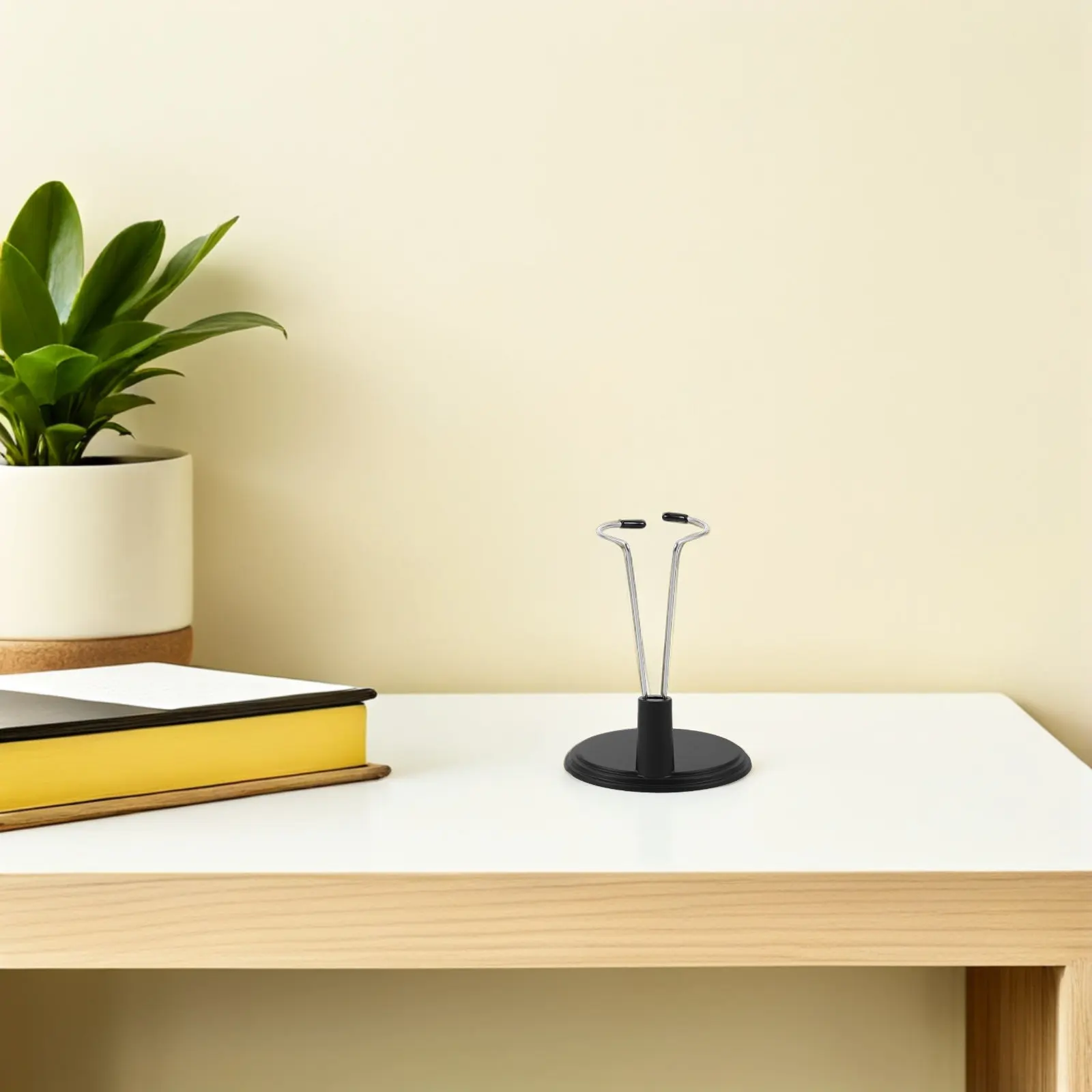 

6Pcs Portable Mini Display Stand Black Plastic for 17Cm Figures Tabletop Home Decor Store Use Clamp Waist Support Rack