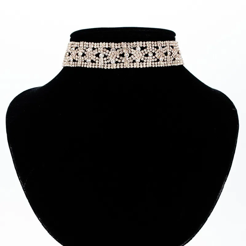 

Sexy Skeleton Chain Nelace Hollow out ort Chain Drill Embedded Glitzy Nightclub Faionable Accory N365 Alloy Pendant