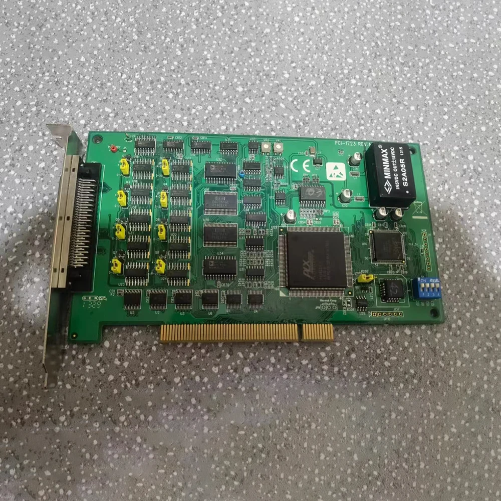 

PCI-1723 для Advantech PCI-1723-AE 16-битная 8-канальная неизолированная плата сбора данных с аналоговым выходом