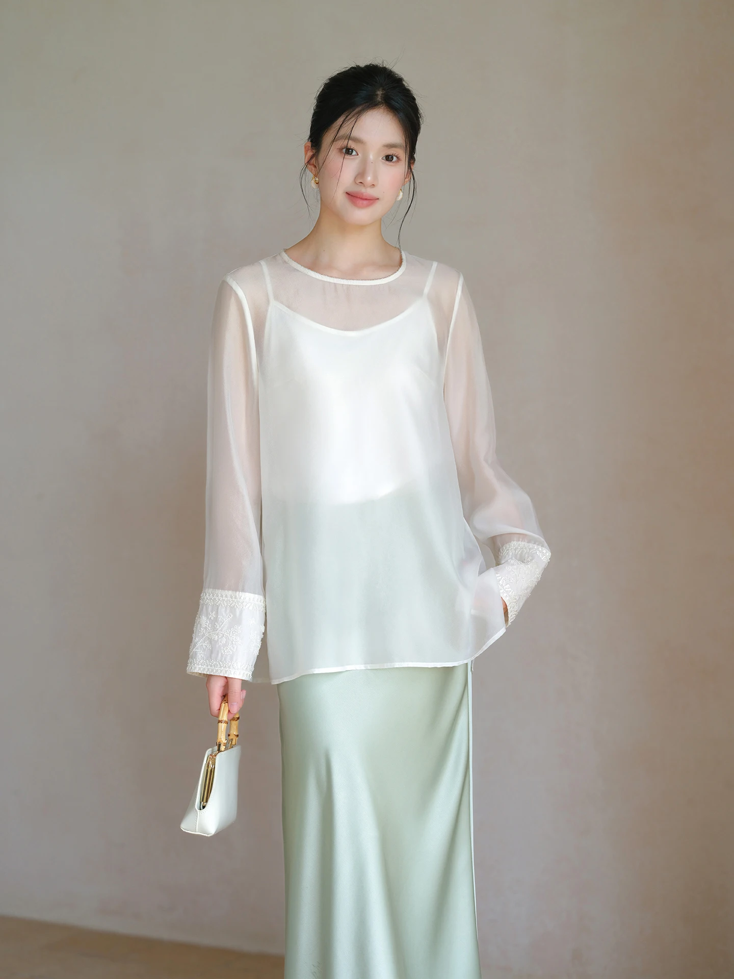 

Chic Chinese Sle round Ne Pearl Embroidery Thin Veil Top Women's New Summer Faion Transparent Mysterious Sensation irt