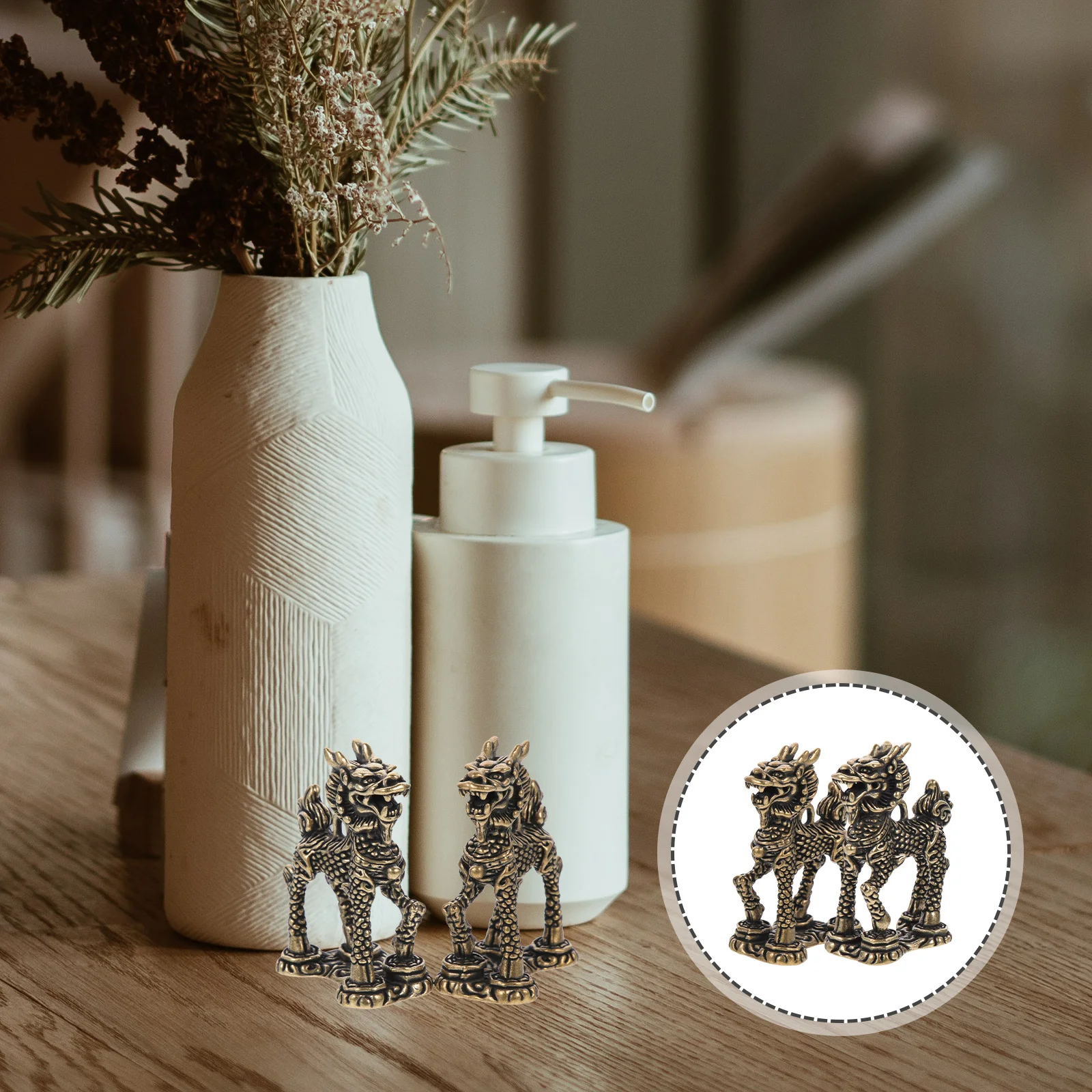 

2Pcs Brass Kylin Statue Mini Lucky Ornament Vintage Style Desktop Decoration Gift Choice Brass Sculpture Kylins Figurines