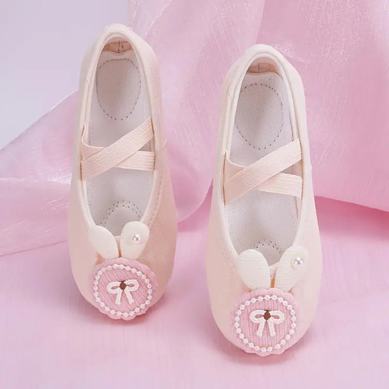 New Sweet Embroidery Ballet Dance Shoes Satin Soft Sole Gymnastics Shoes Kid Cartoon Lovely Practice Dance Footwear Casual Shoes