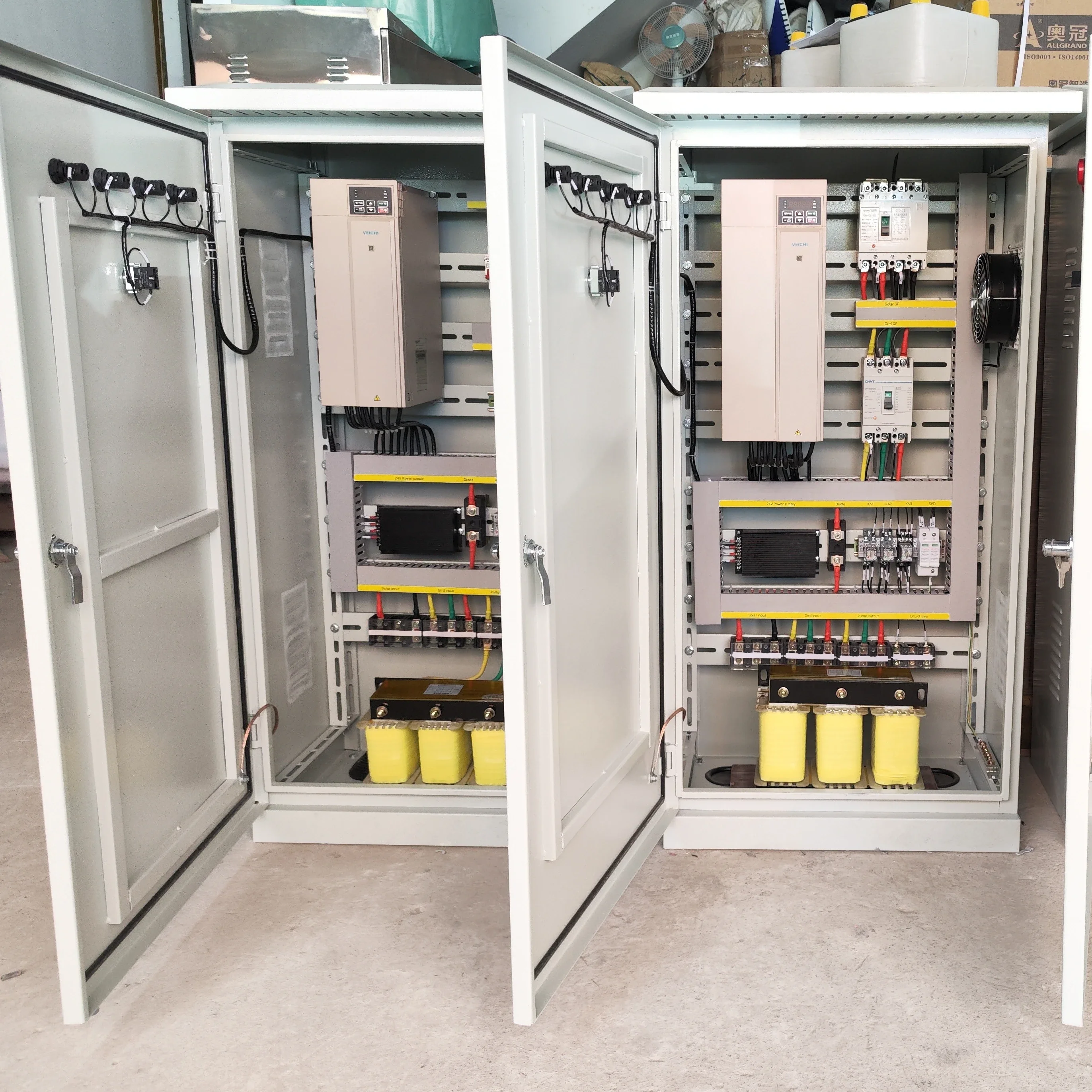 

18.5kw Electrical PLC Control Cabinet Automatic Submersible Solar Water Pump Controller Box