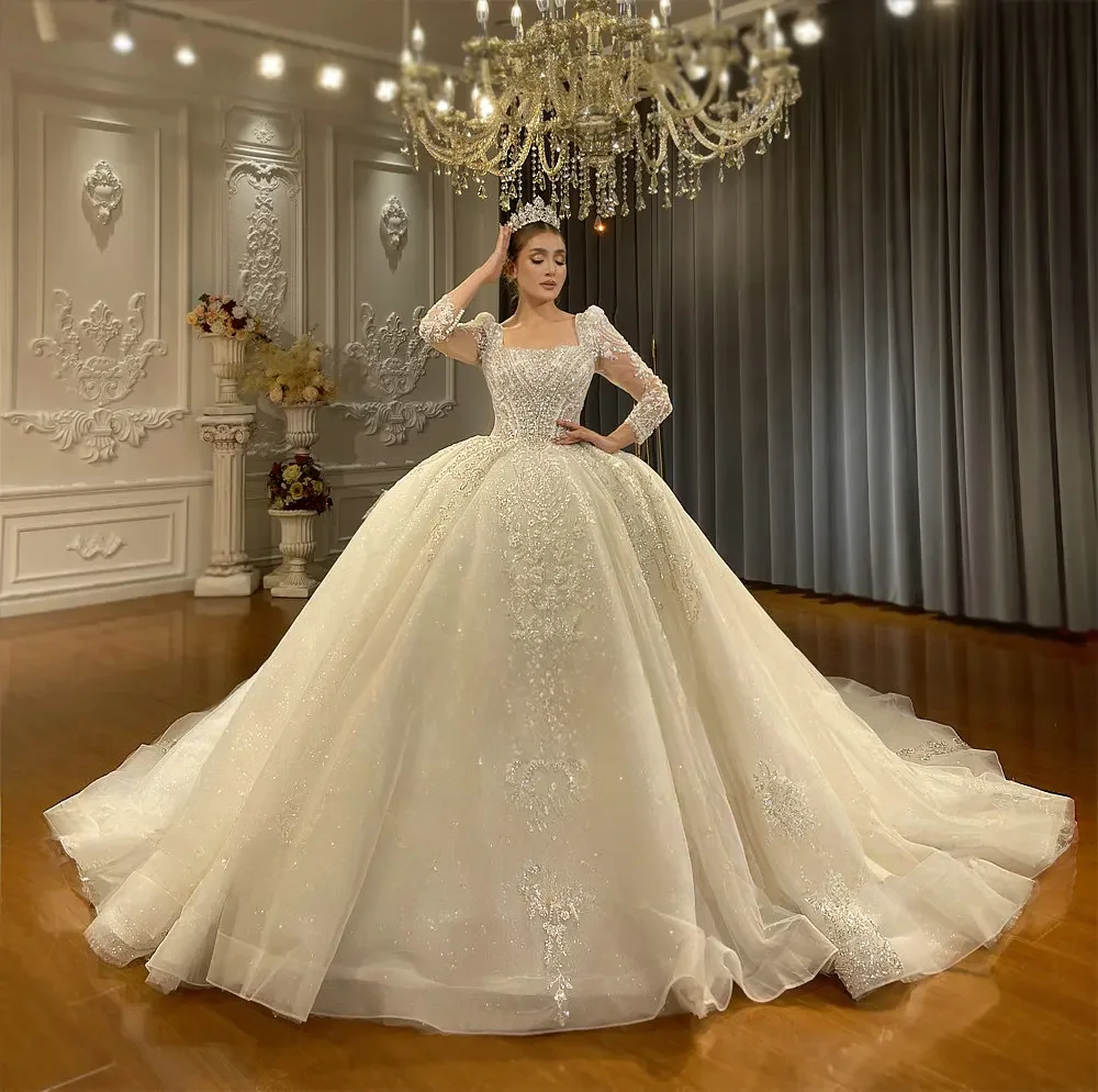 Customized Luxury Square Neckling White Lace Wedding Gown Amanda Novias Official