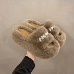 2024 Winter New Chunky Platform Fur Slippers Women shoes Autumn Thick Bottom Furry Outdoor Slippers Woman Plush Designer Shoes