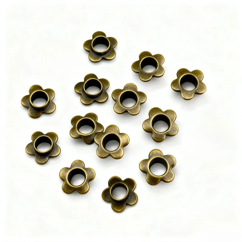 

190Pcs Bronze Flower Eyelets, for Cargo Pants Pocket Decor, Scratch-Resistant, Workwear Accessories