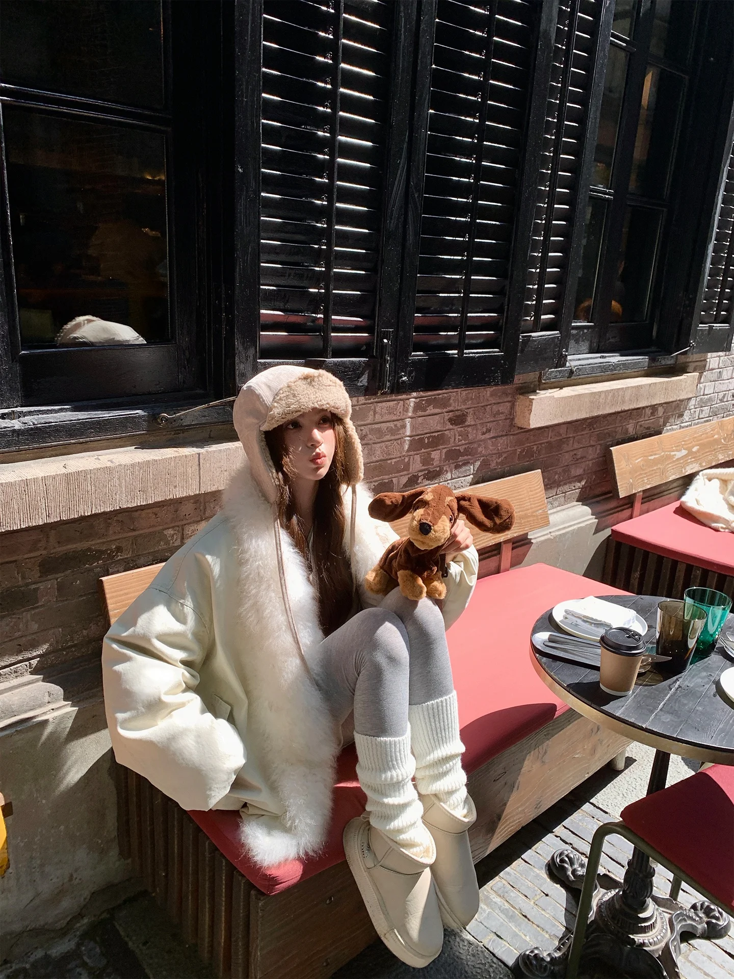 

eiskam Morning Light eep Camere Women's Parka Coat with Large Fur Collar White Goose down Outerwear Winter Coat