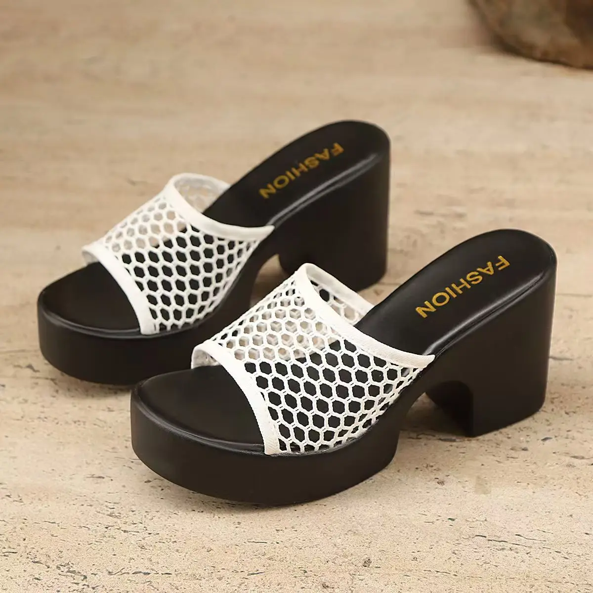 

Women's New Summer Block Heel Mesh Sandals Thick Sole Open Toe Big Size Outdoor High Heel Slippers An Organic Whole Heel Sandals