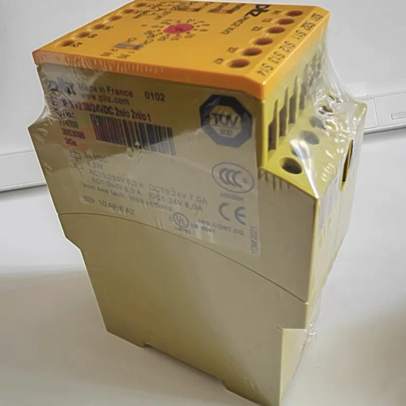 Pi Lz 774500 Safety Relay PNOZ XV2 30/24VDC 2n/o 2n/o T New and Original