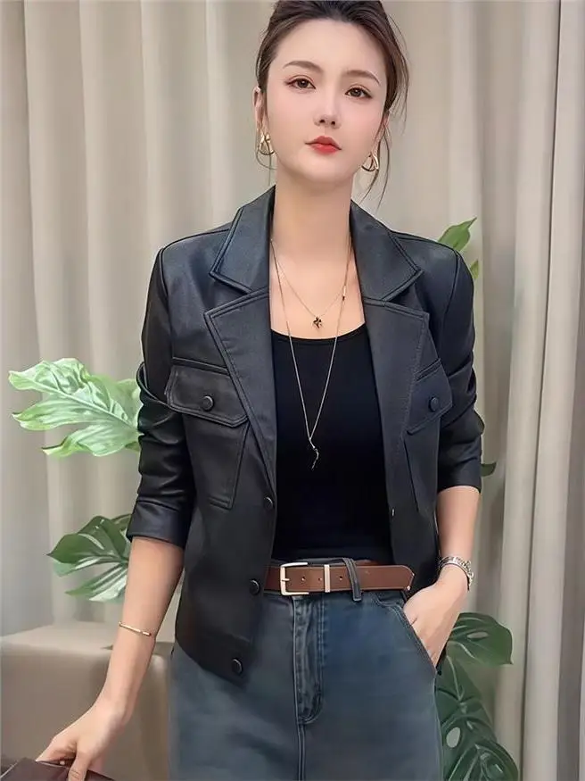 

Женская куртка в байкерском стиле из искусственной кожи с воротником-стойкой, длинными рукавами, модная осенняя новинка, маленький размер, женское пальто