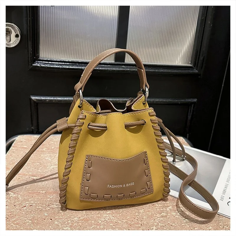 

Высококачественная роскошная брендовая женская сумка, кожаная модная элегантная сумка через плечо, классическая винтажная сумка с гладкой текстурой в Париже ​